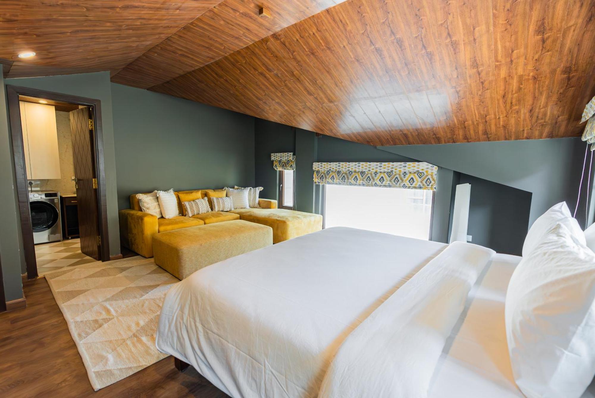 The Manor Luxury Apartments, Shimla Mashobra Εξωτερικό φωτογραφία